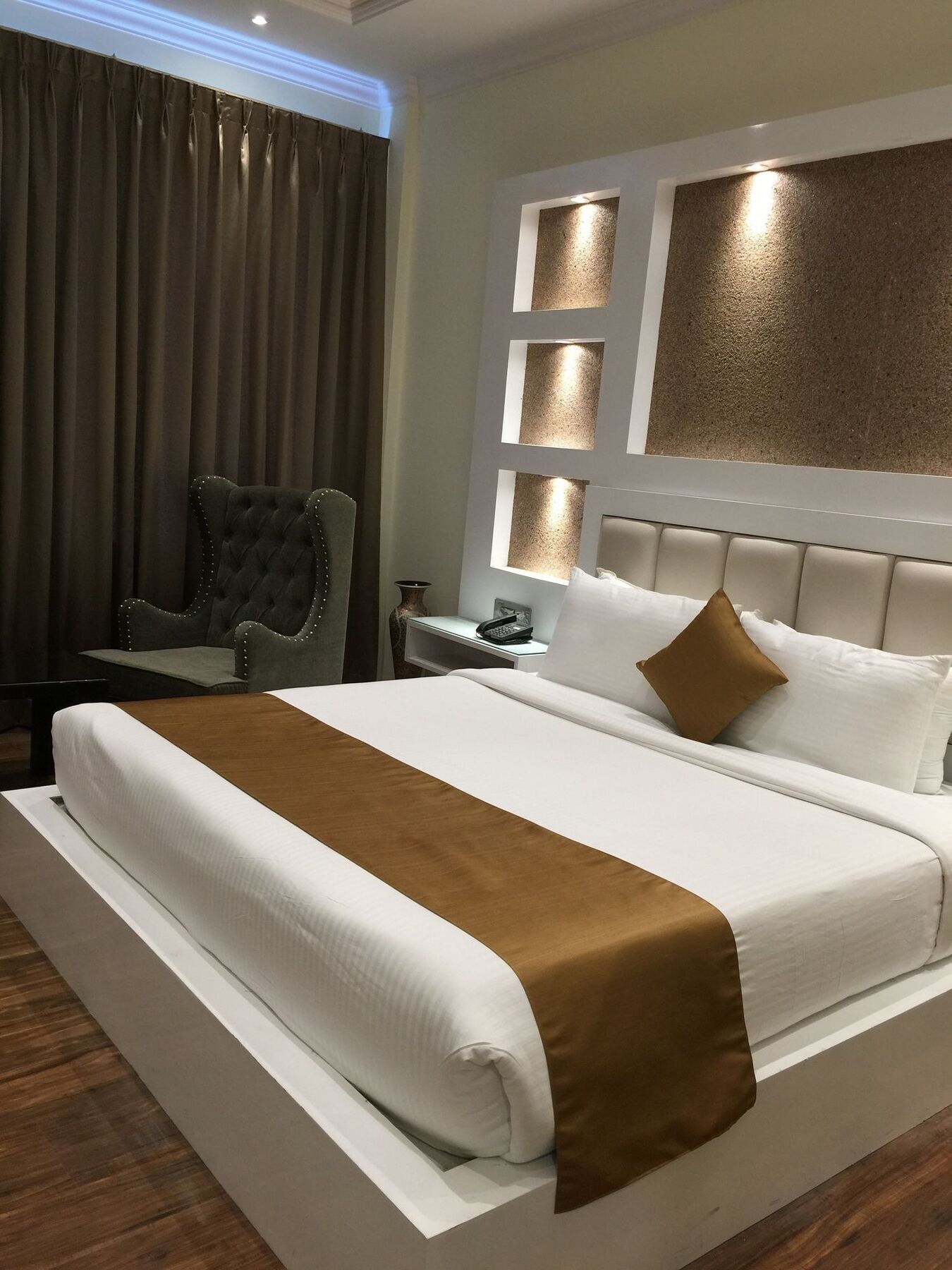 Heritage Luxury Srinagar  Luaran gambar