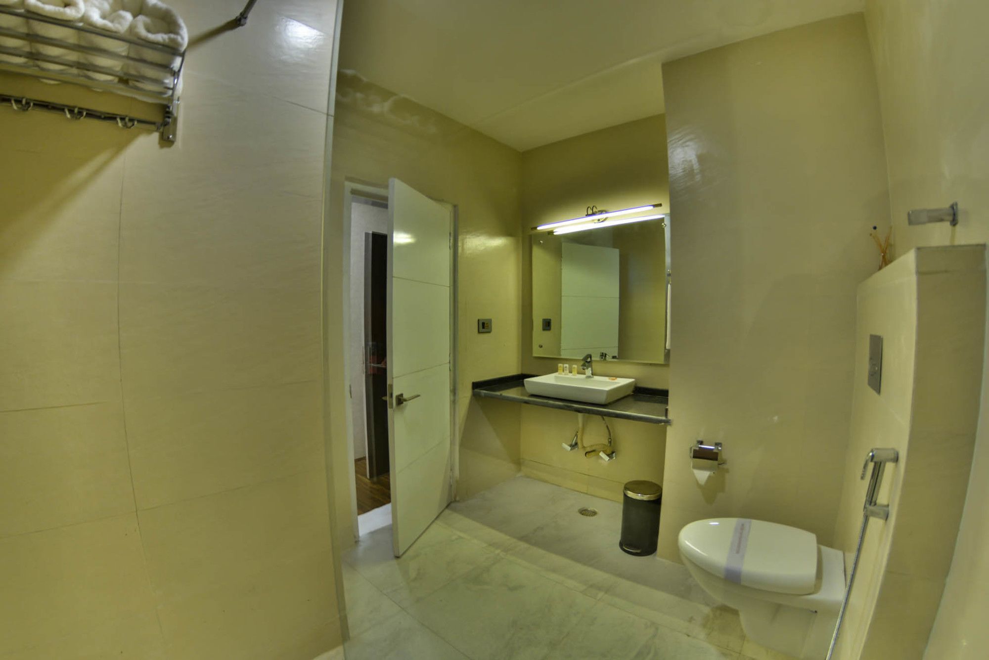 Heritage Luxury Srinagar  Luaran gambar